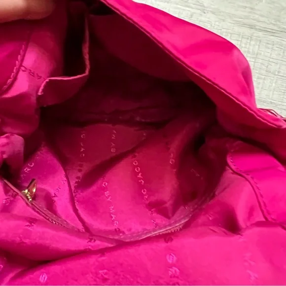 MARC JACOBS Preppy Nylon Mini Natasha Crossbody Bag Pink Magenta - Picture 8 of 16